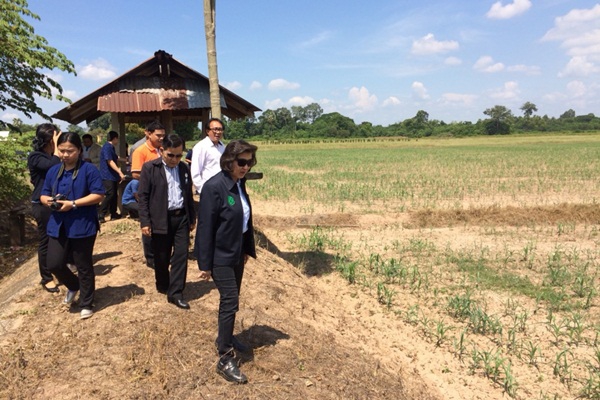 ดร.วราภรณ์พรหมพจน์ผู้ตรวจราชการกระทรวงเกษตรและสหกรณ์