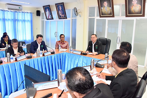 รัฐมนตรีเกษตรฯลงพื้นที่จ.อุดรฯเร่งจัดทำแผนบริหารจัดการน้ำแบบบูรณาการ