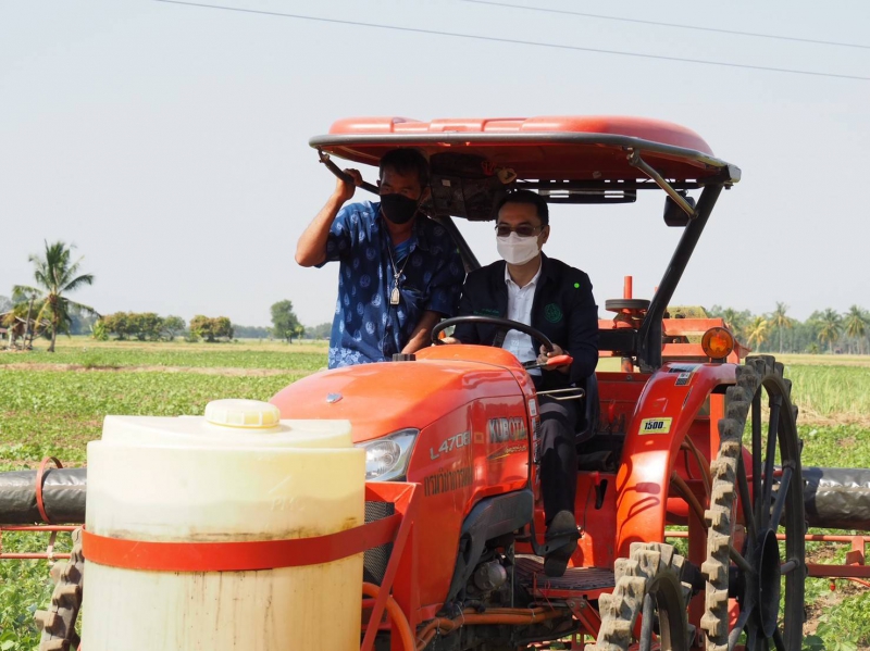 นายนราพัฒน์แก้วทองผู้ช่วยรัฐมนตรีฯ