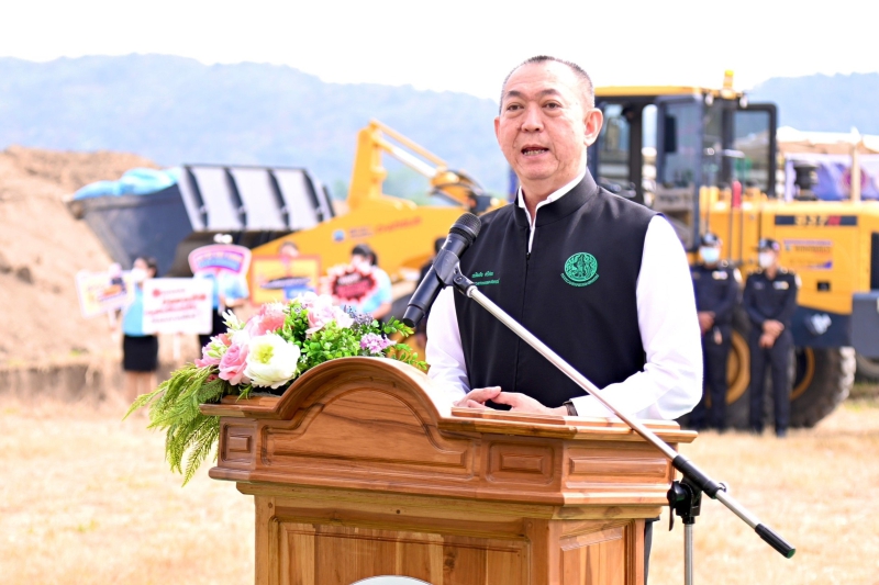 รัฐมนตรีเกษตรฯเอาจริงฝังทำลายหมูเถื่อนกว่า