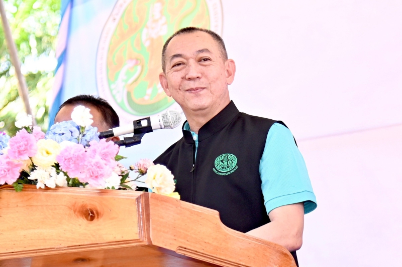 รมว.เฉลิมชัยนำทีมผู้บริหารกระทรวงเกษตรฯ