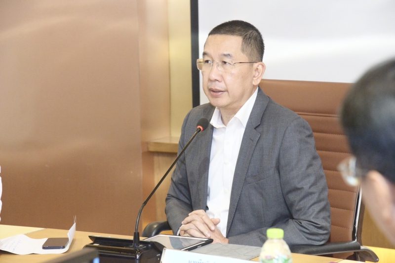 รองปลัดฯพีรพันธ์ประชุมคณะกรรมการบริหารกรรมการบริหารกองทุนหมุนเวียน