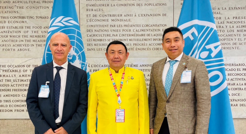 รองปลัดเศรษฐเกียรติฯ