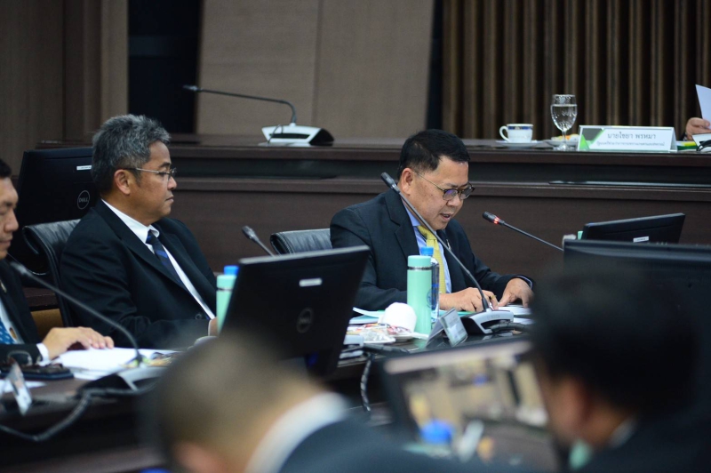 ปลัดเกษตรฯร่วมมอบนโยบายขับเคลื่อนงานกระทรวงเกษตรและสหกรณ์