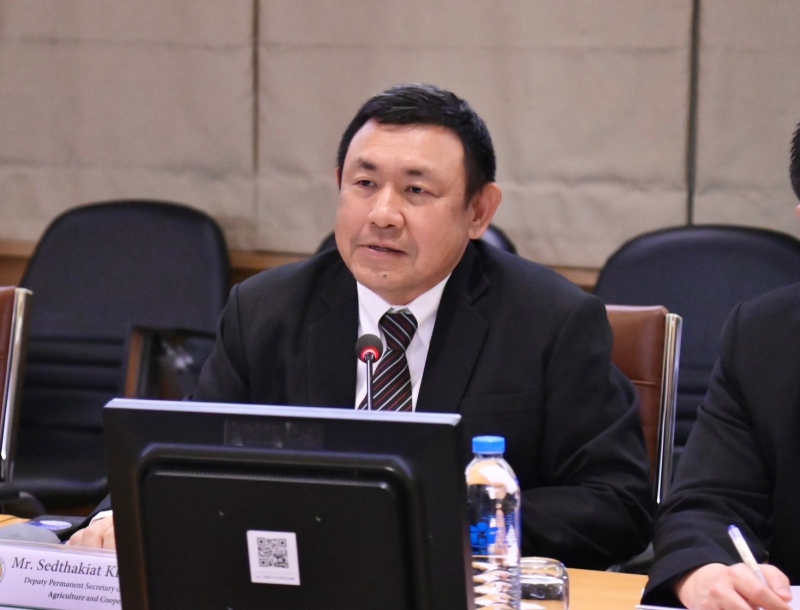 รองปลัดเศรษฐเกียรติฯ