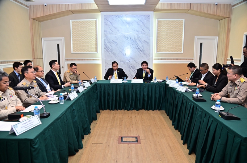 รมว.ธรรมนัสมอบหมายรมช.ไชยาเร่งแก้ปัญหาราคาน้ำนมดิบและลดต้นทุนอาหารสัตว์ให้เกษตรกรผู้เลี้ยงโคนม