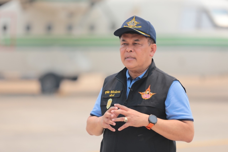 องคมนตรีเป็นประธานพิธีเปิดอาคารสำนักงานศูนย์ปฏิบัติการฝนหลวงภาคเหนือ