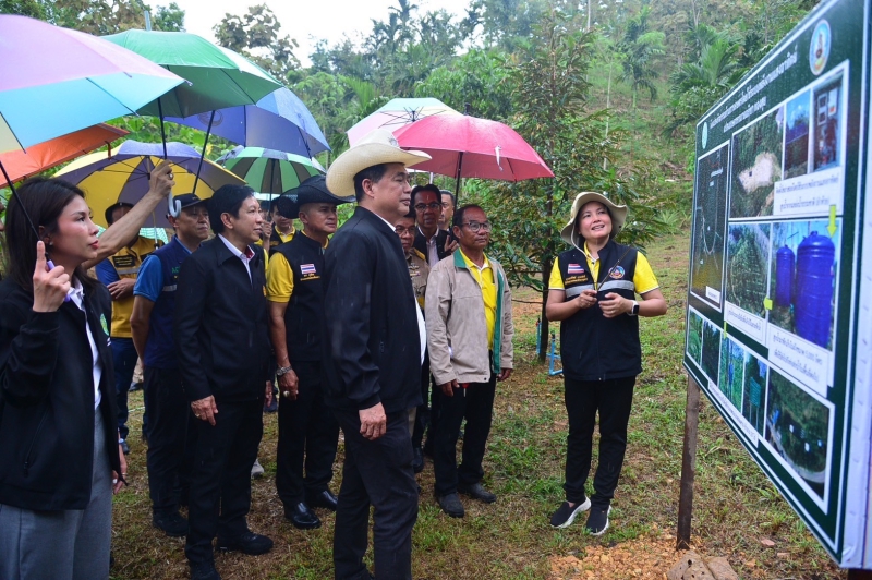 รมช.อนุชายกหมอดินอาสาตำบลกะเปอร์