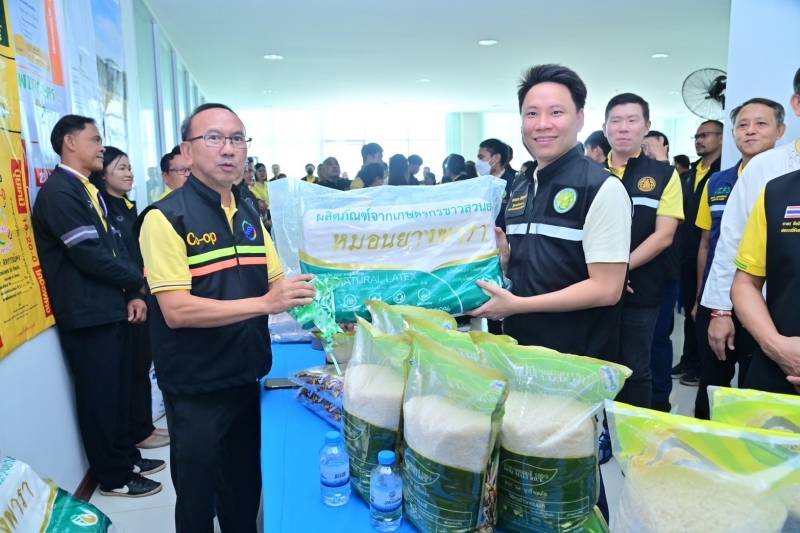 รมช.อรรถกรยกระดับสหกรณ์โคนมปากช่อง