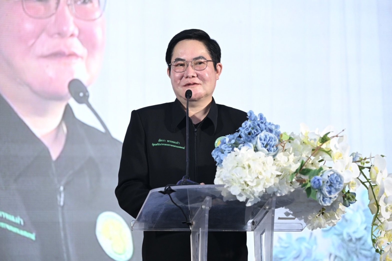 รมช.อัคราเปิดงานวันกุ้งกระบี่