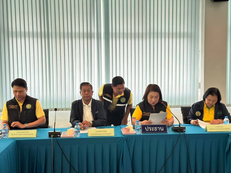 ดร.ณมาณิตาผู้ช่วยรมว.กษ.ติดตามสถานการณ์หนอนหัวดำมะพร้าวระบาด