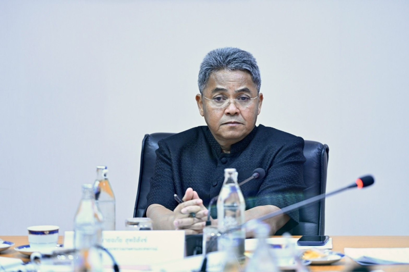 รองปลัดเกษตรฯเป็นประธานการประชุมคณะกรรมการศึกษาการแก้ไขปัญหาโครงการโคบาลบูรพา