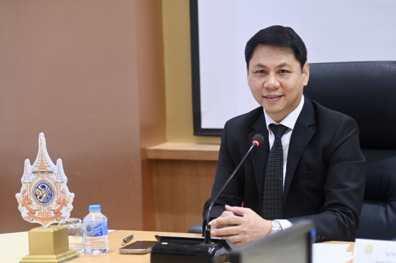 รองปลัดเกษตรฯ หารือแนวทางแก้ไขปัญหาเครือข่ายชาวสวนมะพร้าว จังหวัดประจวบคีรีขันธ์ ย้ำ กระทรวงเกษตรฯ ไม่นิ่งนอนใจ พร้อมเดินหน้าคลายความเดือดร้อนเกษตรกร