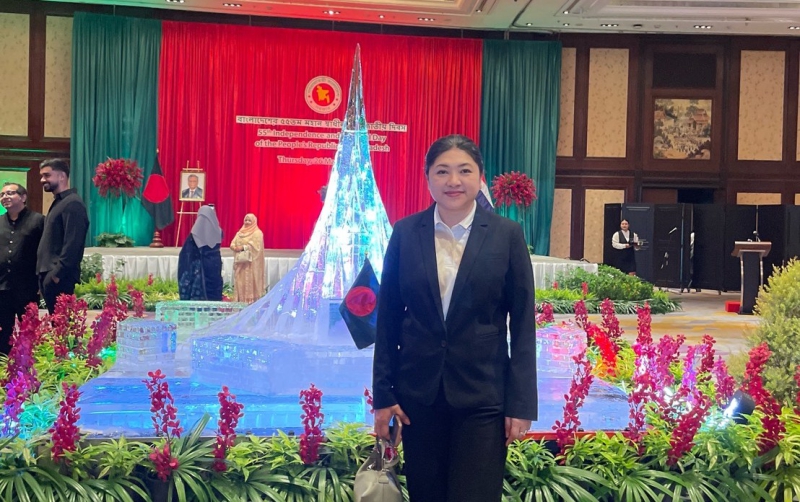 รองปลัดนฤมล ร่วมงานเลี้ยงรับรองเพื่อเฉลิมฉลองเนื่องในโอกาสครบรอบ 55 ปี แห่งเอกราชและวันชาติของสาธารณรัฐประชาชนบังกลาเทศ...