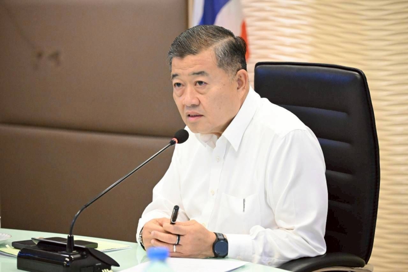 ปลัดเกษตรฯนั่งหัวโต๊ะการประชุมคณะกรรมการอาหารนมเพื่อเด็กและเยาวชน