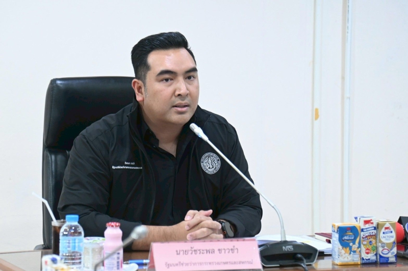 “รมช.วัชระพล” เร่งเคลียร์หนี้ อ.ส.ค. ดันงบกองทุนฯ 600 ล้าน ช่วยเกษตรกรโคนม