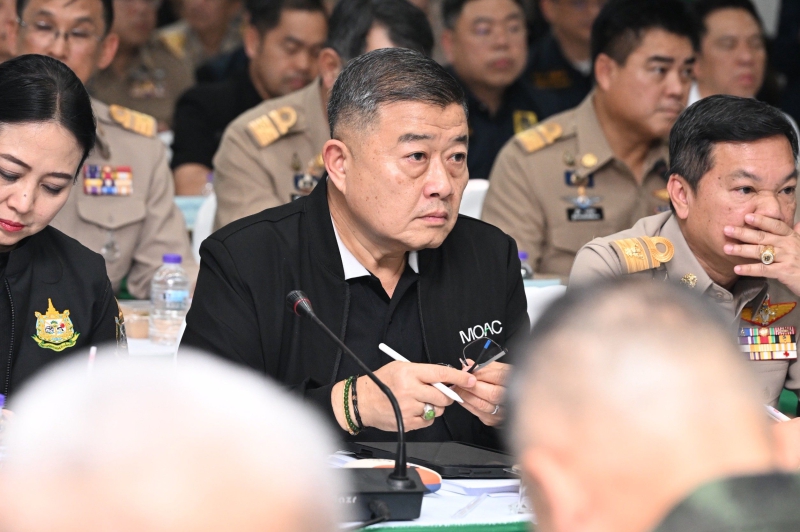 “ปลัดเกษตรฯ” ร่วมปฏิบัติการฝนหลวง สยบวิกฤตไฟป่า-ฝุ่นเชียงใหม่ พร้อมชูเกษตรสีเขียวสร้างรายได้ยั่งยืนคืนลมหายใจให้ภาคเหนือ