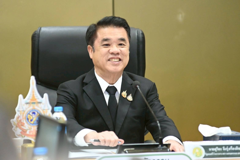 รมว.สุริยะนำผู้บริหารกระทรวงเกษตรฯ
