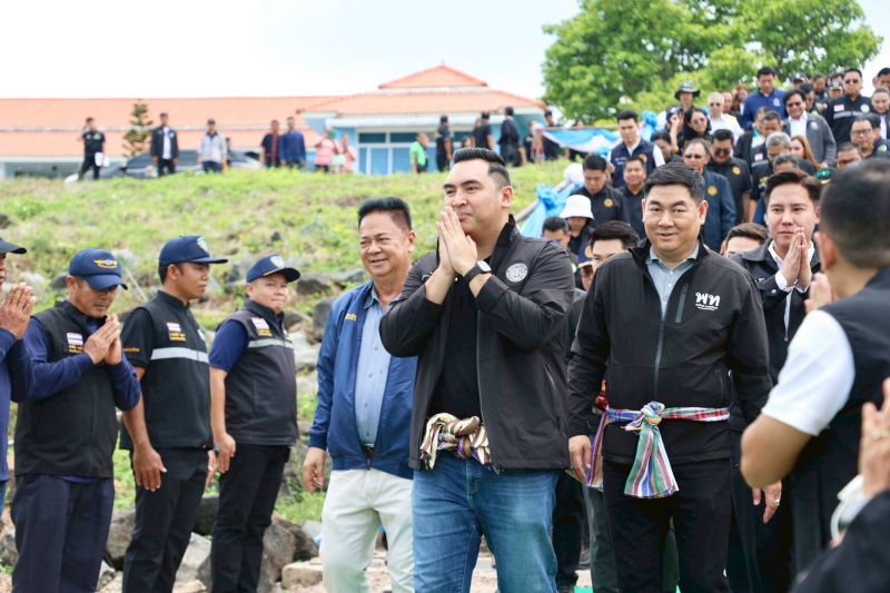 รมช.วัชระพล ลงพื้นที่กาฬสินธุ์ เดินหน้าแก้ไขปัญหาภัยแล้ง เร่งจัดหาแหล่งน้ำ เพื่อช่วยเหลือเกษตรกรและประชาชนในพื้นที่ พร้อ...