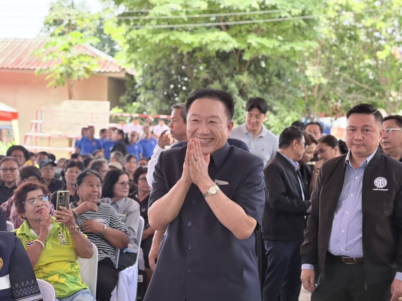 ที่ปรึกษารมว.กษ.เข้าร่วมพิธีเปิดโครงการคลินิกเกษตรเคลื่อนที่ในพระราชานุเคราะห์