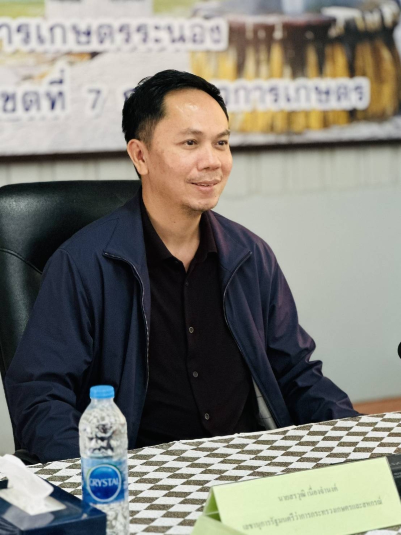 รับปีทองทุเรียนไทย “สุริยะ” มอบ “สรวุฒิ”  เตรียมพร้อมรับมือทุเรียนใต้ หลังตะวันออกประสบความสำเร็จ เตรียมเปิดตลาดทุเรียนพรีเมียมสู่อินเดีย มั่นใจปีนี้ถึงเป้า 150,000 ล้าน