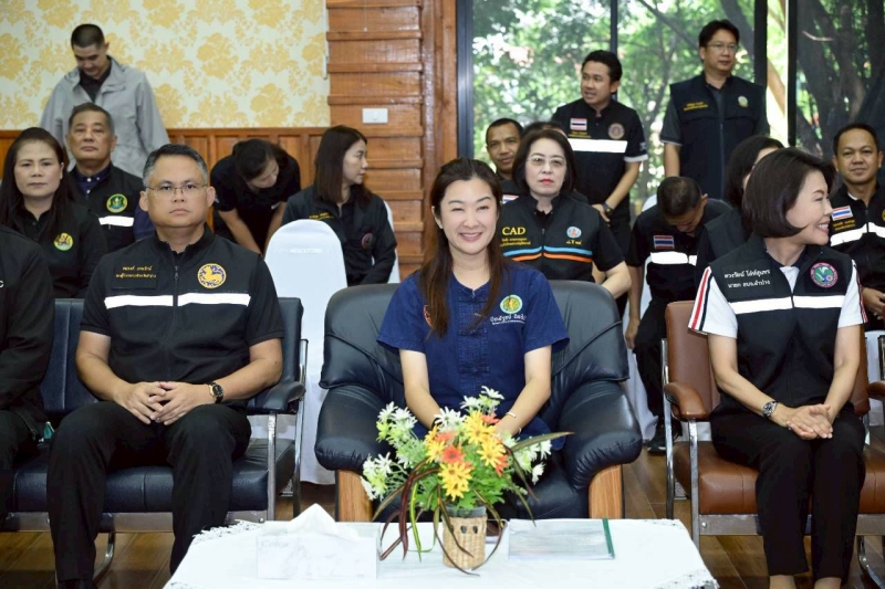 “รมช.ปิยะรัฐชย์” ดันองค์กรเกษตรกรเข้มแข็ง ชูแม่บ้านเกษตรกรต้นแบบ ขับเคลื่อนเกษตรปลอดภัย...