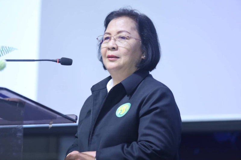 รองปลัดฯทัศนีย์เข้าร่วมสัมมนาวิชาการ