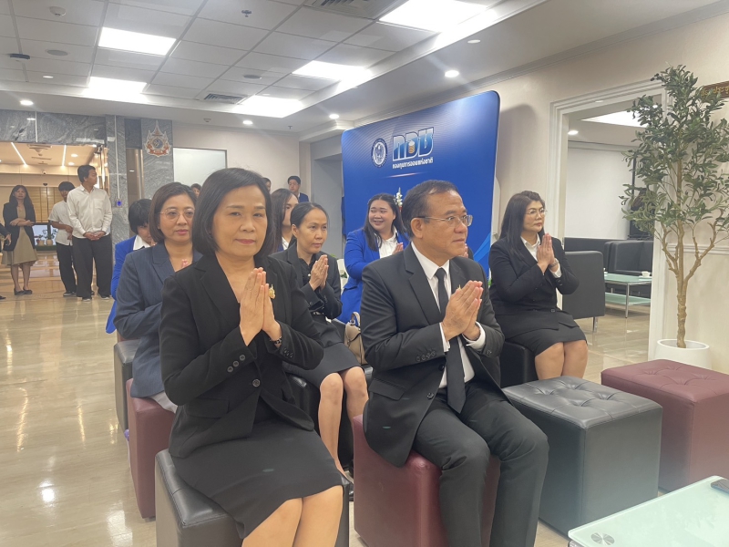 ผู้ตรวจราชการกระทรวงเกษตรและสหกรณ์ (นางสุวรรณี ศรีสุวรรณ์) ร่วมงานทำบุญสำนักงานเนื่องในโอกาสวันคล้ายวันสถาปนากองทุนการออมแห่งชาติ