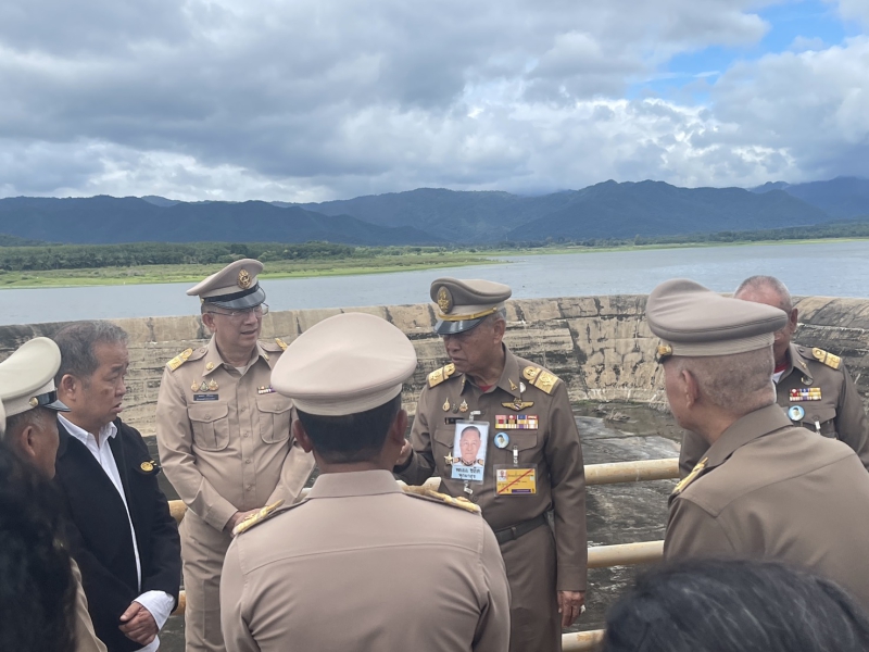 ผู้ตรวจฯ สุวรรณี เข้าร่วมติดตามการดำเนินงานโครงการอันเนื่องมาจากพระราชดำริ ในพื้นที่จังหวัดประจวบคีรีขันธ์