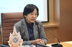 รองปลัดเกษตรฯดึงหน่วยงานในสังกัดหารือปัญหาหนอนหัวดำทำลายต้นมะพร้าว
