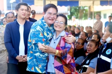 “อัคราพรหมเผ่า”ลุยร้อยเอ็ดเปิดงาน“ประมงอาสาพาปลาคืนถิ่น”