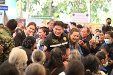 รมว.ธรรมนัสนำคณะผู้บริหารกระทรวงเกษตรฯ