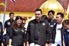 รมช.วัชระพลลงพื้นที่พบปะองค์กรชุมชนประมงท้องถิ่น