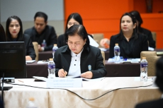 รองปลัดฯทัศนีย์เข้าร่วมการประชุมคณะกรรมการสถาบันส่งเสริมและพัฒนากิจกรรมปิดทองหลังพระ