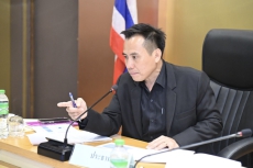 ผู้ช่วยปลัดฯเป็นประธานในการประชุมหารือร่างตัวชี้วัดกองทุนหมุนเวียนเพื่อการกู้ยืมแก่เกษตรกรและผู้ยากจน